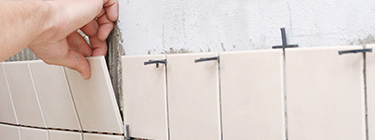 Alle tegelzetbedrijven in uw woonplaats voor uw tegelwerk vindt u nu hier. U kunt ook bij meerdere tegelzetters tegelijk uw klus plaatsen en offertes opvragen. Tegelzetter nodig ? Alle tegelzetbedrijven in uw regio vindt u hier