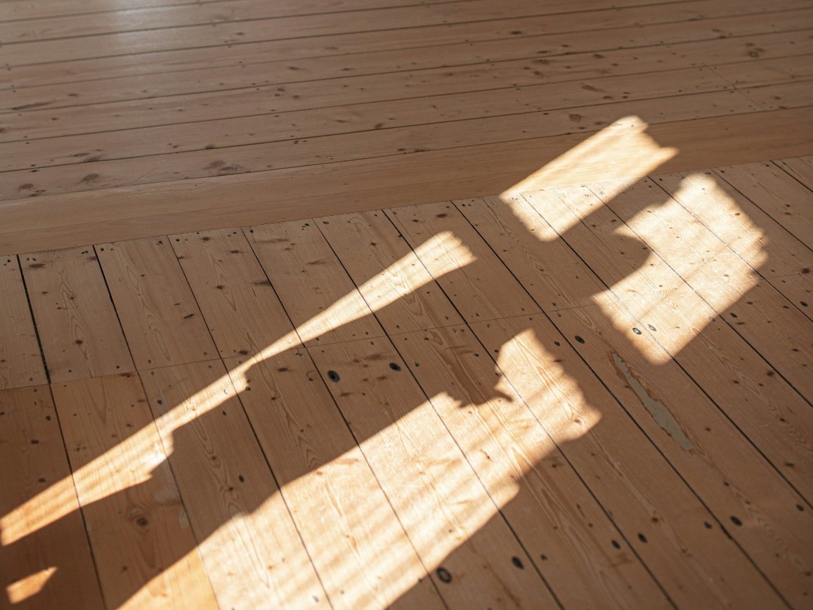 Houten vloer opknappen kun je dat zelf doen? Bouwen en Verbouw Blog