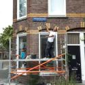 vergroten raam en plaatsen rooster en dubbel glas